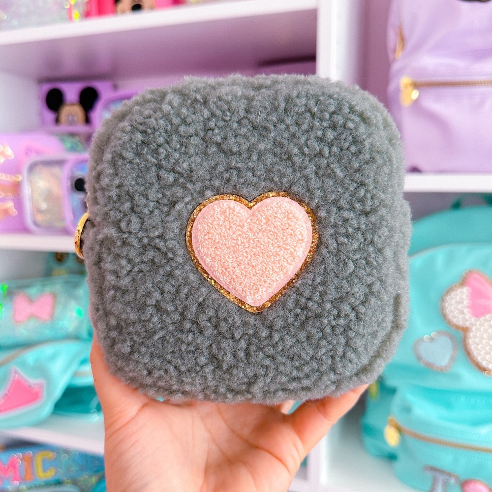 ❌ SOLD ❌ Stoney Clover Mini Pouch - Moss Sherpa + Apple Cider Heart Sewn (2021)